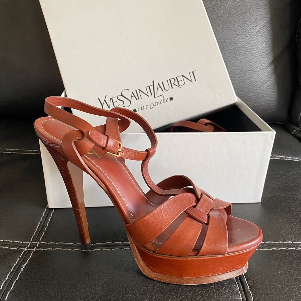 YSL tribute Gorgeous EUC. Dress up or down. Goes with everything.